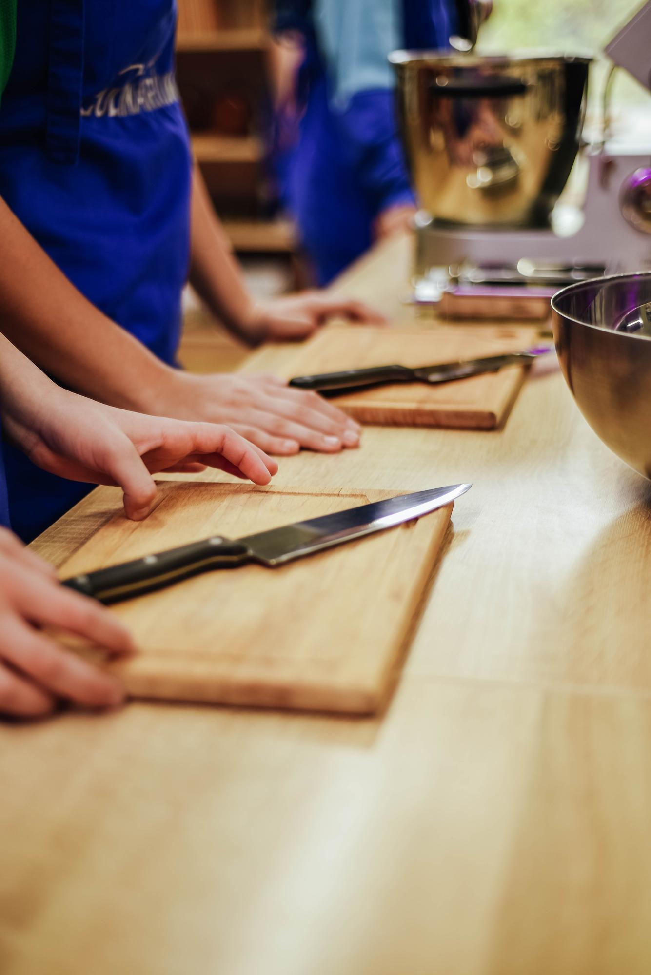 Laboratorio di cucina con attrezzatura